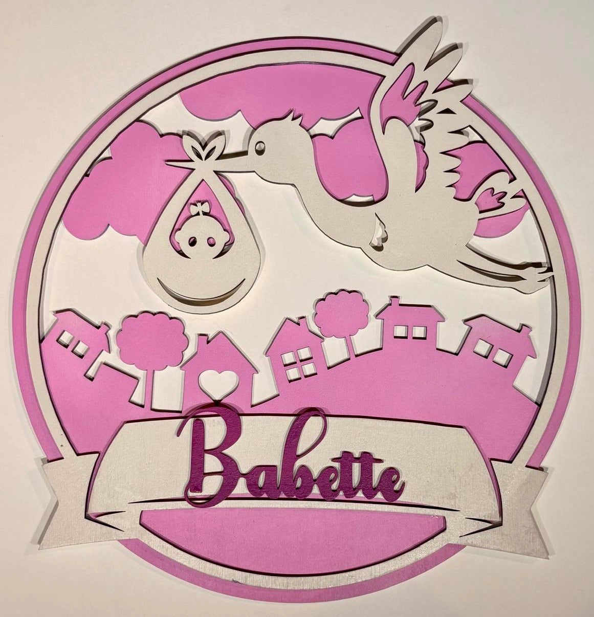 Geboortebord rond ooievaar met naam