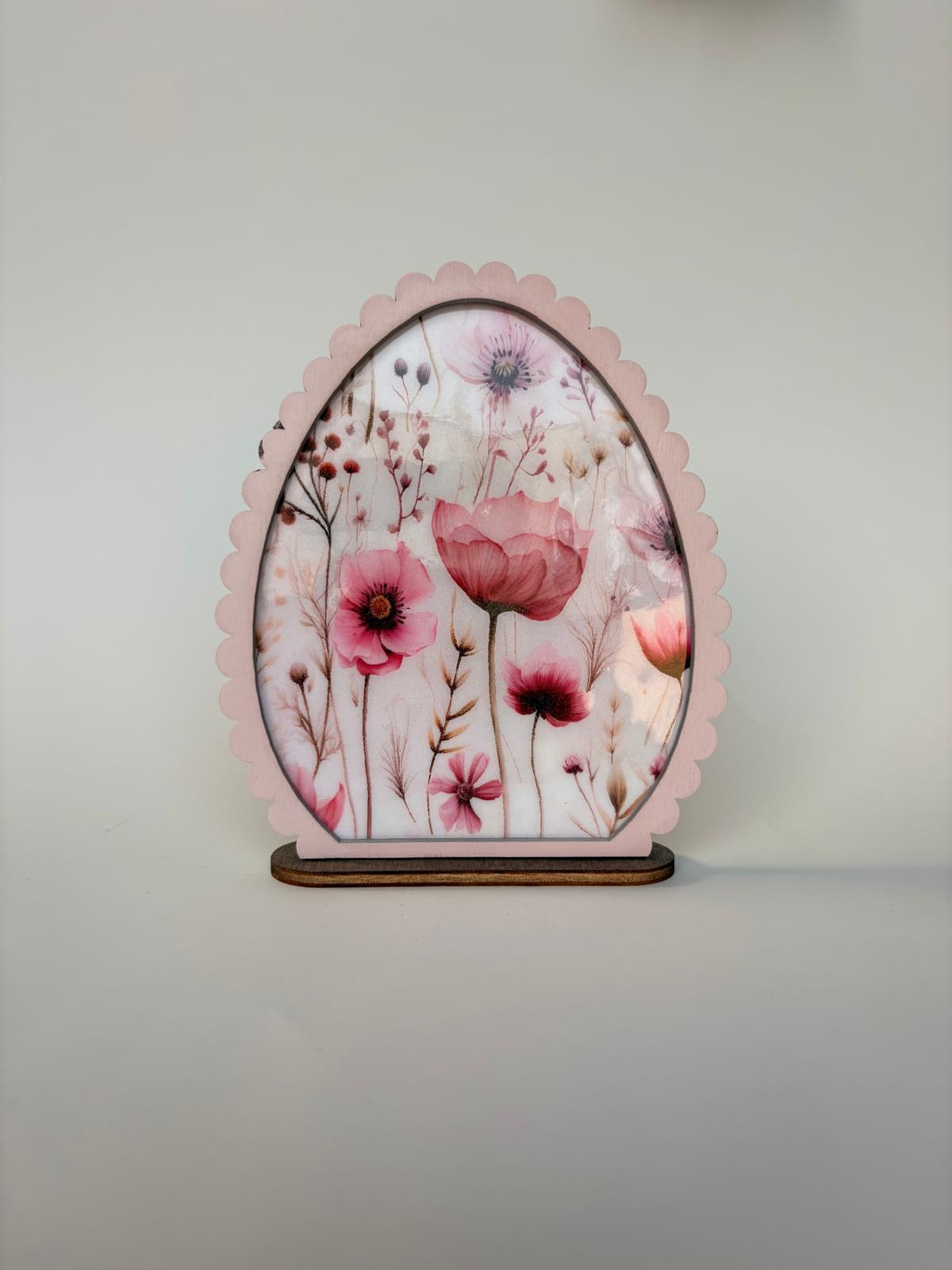 paasdecoratie houten ei met bloemen