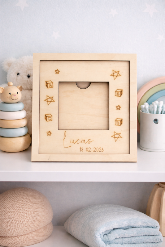 Gepersonaliseerd houten fotolijstje voor baby - speel design