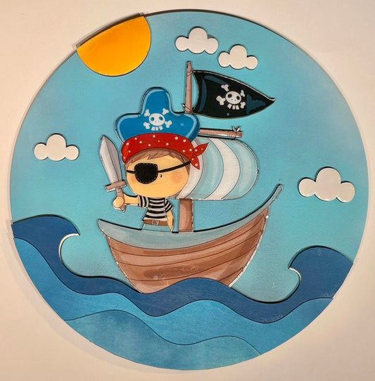 Naambord rond piratenschip met letters